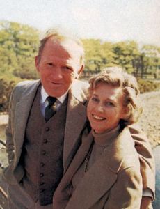 Rona Anderson and Gordon Jackson