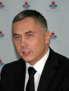 Sebastian Karpiniuk