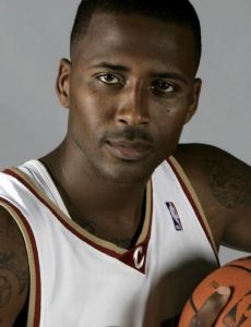Lorenzen Wright