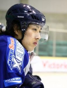 Masahito Suzuki (ice hockey)
