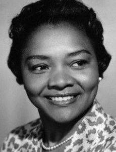 Juanita Moore Photos | Who is Juanita Moore dating? Boyfriend, Husband