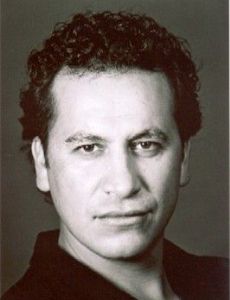 Julian Arahanga