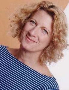 Angela Finocchiaro