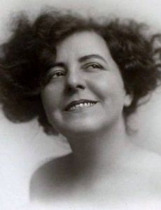 Laura Burt