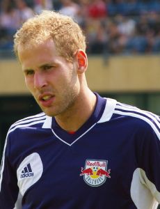 Péter Gulácsi