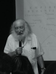 Claude Mutafian