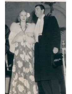 Robert Taylor and Virginia Bruce