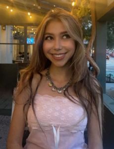 LuLu Lambros