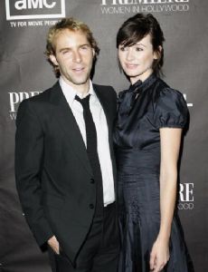 Alessandro Nivola and Emily Mortimer