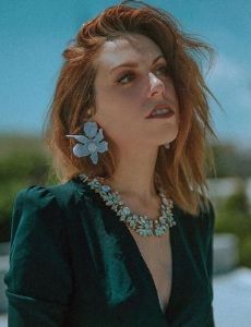 Natalie Walker (Performer)