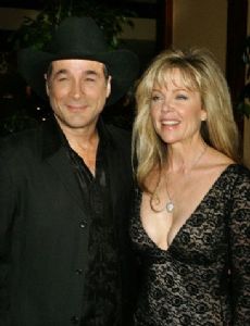 Clint Black and Lisa Hartman