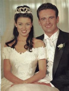 Dannii Minogue and Julian McMahon