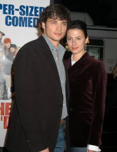 Jamie White and Tom Welling