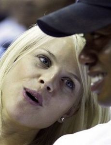 Tiger Woods and Elin Nordegren