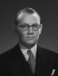 Toby Low, 1st Baron Aldington