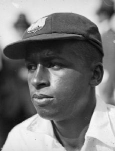 Derek Sealy