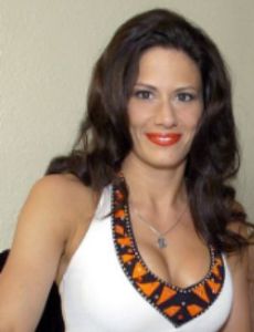 Tara Wilson (Cheerleader)