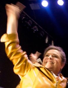 Clara López Obregón