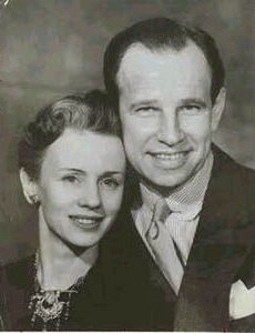 Hume Cronyn and Jessica Tandy