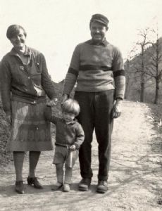 Ernest Hemingway and Hadley Richardson