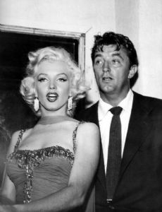 Robert Mitchum and Marilyn Monroe