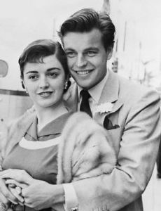 Anna Maria Alberghetti and Robert Wagner