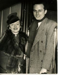 Evelyn Laye and Frank Lawton