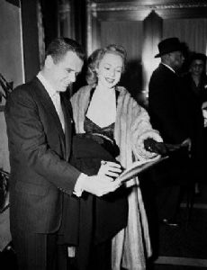 Piper Laurie and Jackie Cooper