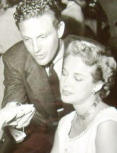 Mona Freeman and Robert Stack