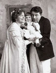 Seymour Hicks and Ellaline Terriss