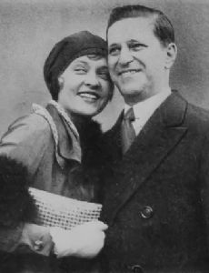 Phyllis Haver and William Seeman