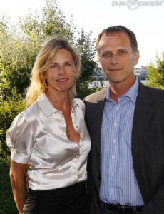 Virginie Couperie and Charles Berling