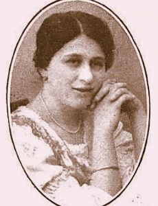 Dulce María Serret