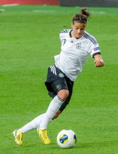 Lena Lotzen
