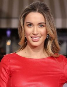 Melissa Bolona