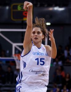 Ana Cata-Chitiga