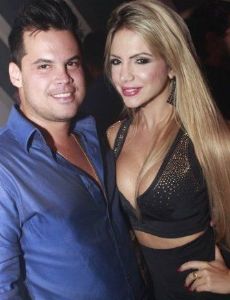 Bruna Canuto and César Mattos