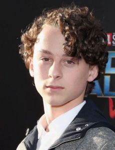 Wyatt Oleff