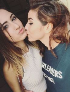 Grecia Espinoza and Daniela Calvario