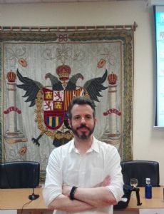 Vicente Luis Mora