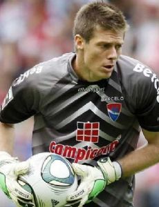Adriano Facchini (footballer)
