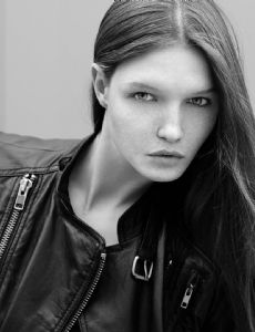 Vika Kuropyatnikova