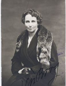 Elsi Borg