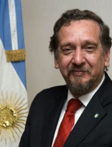 Lino Barañao