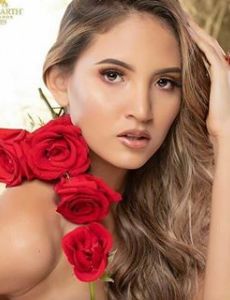Antonela Paz