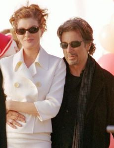 Al Pacino and Rene Russo