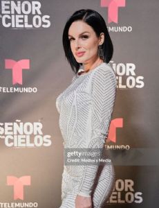 Denia Agalianou