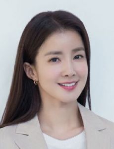 Lee Si-young