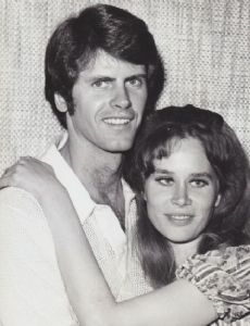 Karen Black and Robert Burton