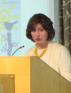 Esther Farbstein